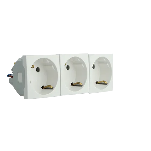 BLOCK THREE EARTH SOCKETS (SCHUKO)-6 MOD WHIT