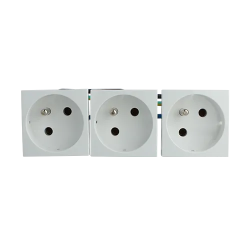 BLOCK THREE EARTH SOCKETS (FRENCH)-6 MOD WHIT